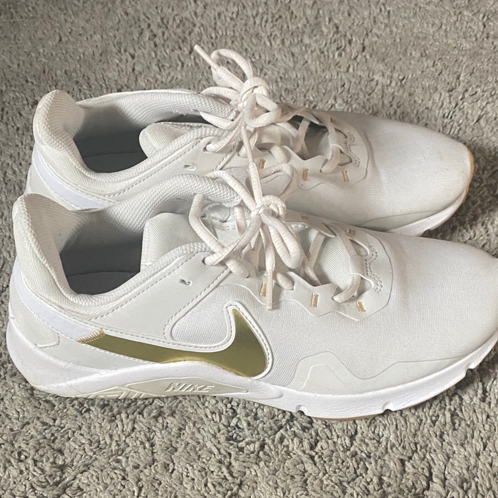 Nike Women's White and Gold Accent Sneakers - Picture 4 of 9